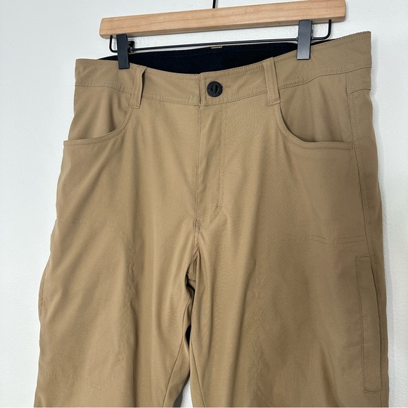 Orvis Fleece Lined Khaki Pants Mens 34 x 29 Outdoor Hiking Winter Softshell Tan - Picture 2 of 13